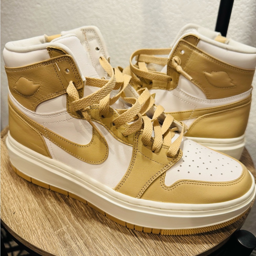 Jordan 1 Elevate “ White Wheat”